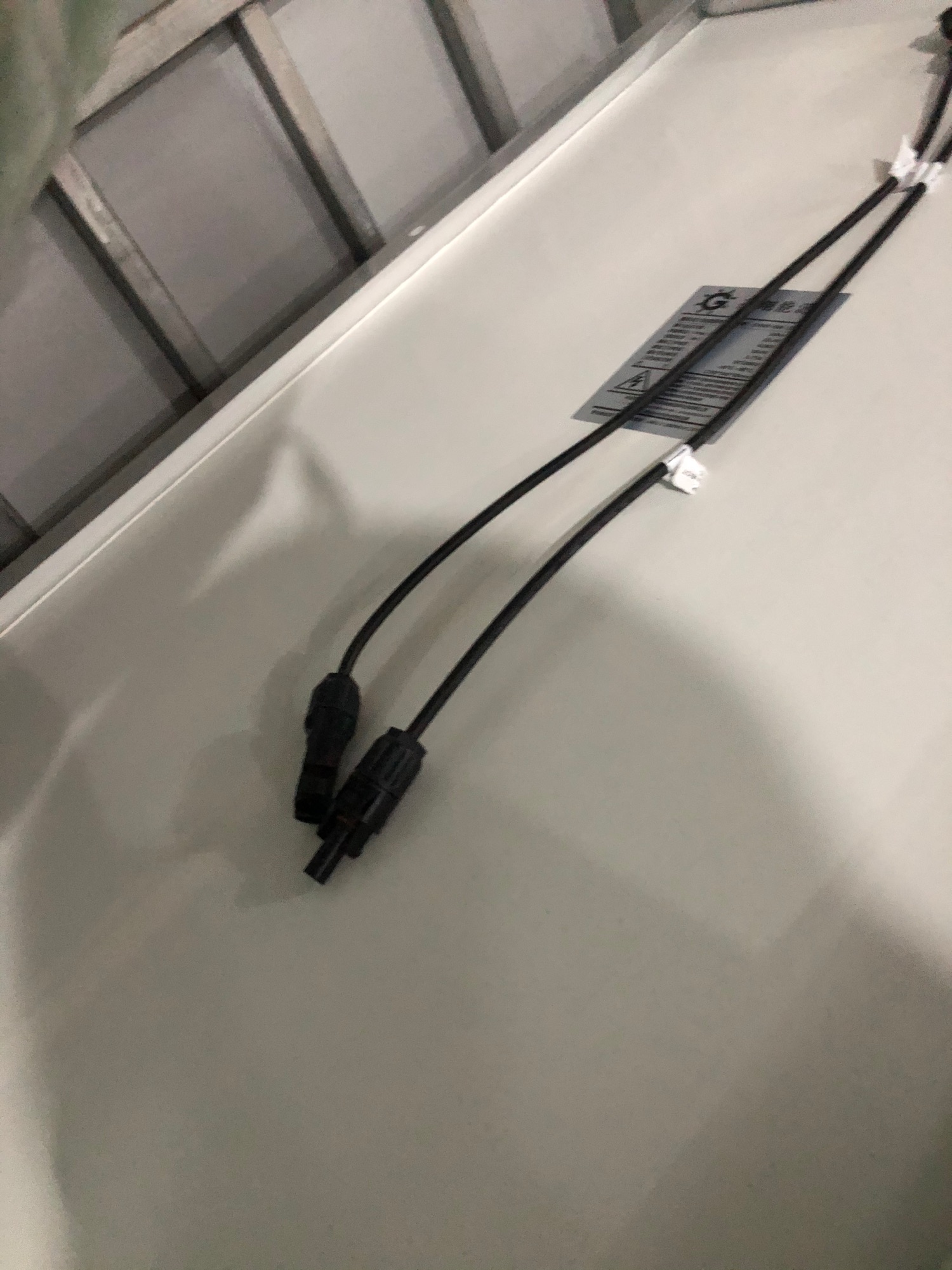 2 Tấm pin mặt trời 100w mono