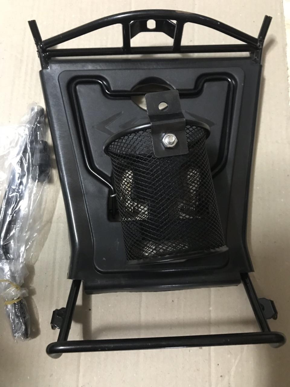 Baga Và rổ lon vuông Cho Air Blade 110 2016-2019 (Baga mủ Màu Đen)