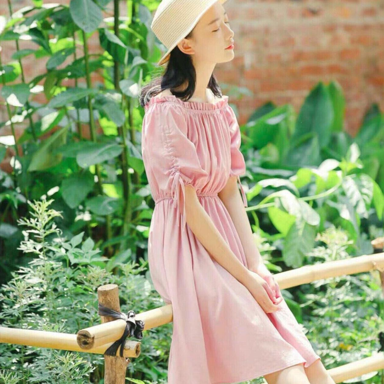 Đầm xòe tay lỡ trễ vai siêu xinh
