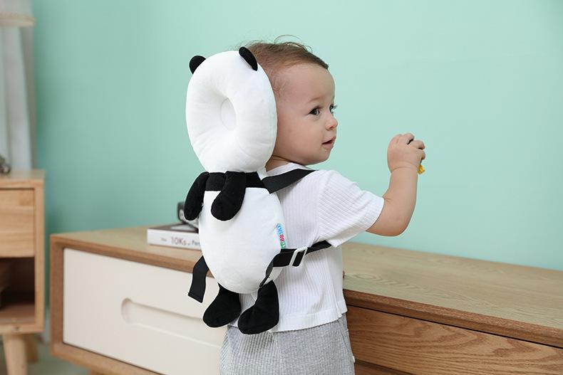 Gối đỡ cổ, lưng cho bé tập ngồi và đi