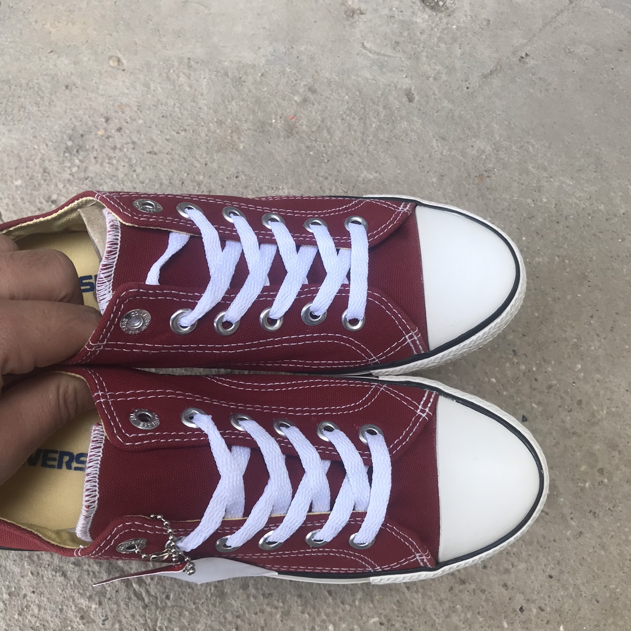 GIÀY CONVERSE MÀU ĐỎ MẬN