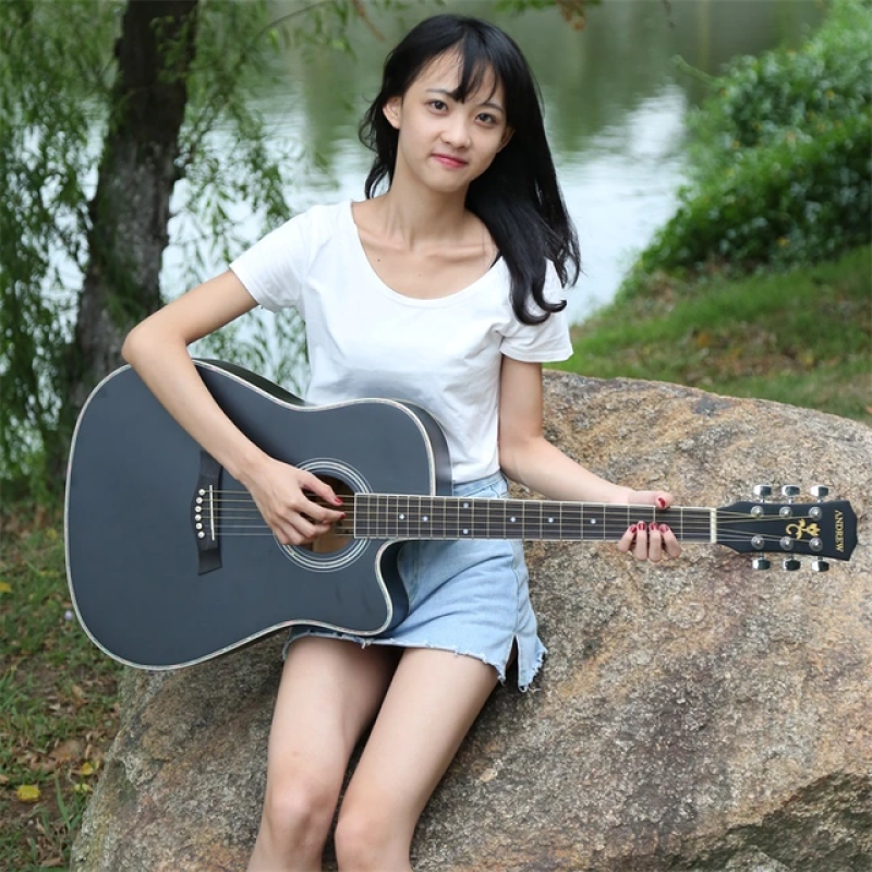[HCM]Đàn ghita gỗ Gụ đàn guitar SIKAMI-SD08 Tặng túi dây đeo dây dự phòng sách hướng dẫn cho bạn mới tập chơi