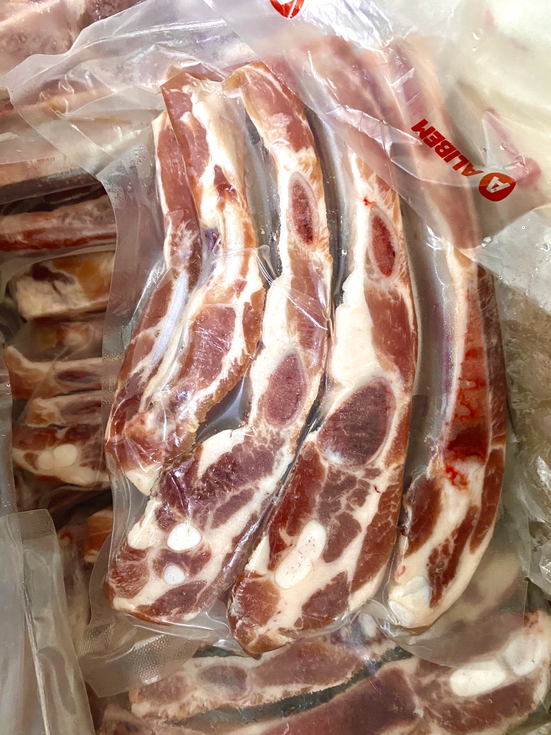 [CHỈ GIAO HỎA TỐC HCM] - SƯỜN NON (SƯỜN BẸ) HEO NHẬP KHẨU