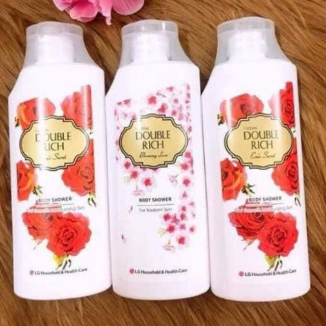 Sữa tắm Double Rich hương hoa hồng/hương anh đào