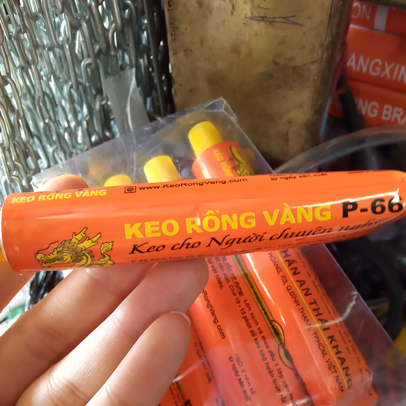 Tuýp Keo Rồng Vàng P-66 ( Keo Con Chó)