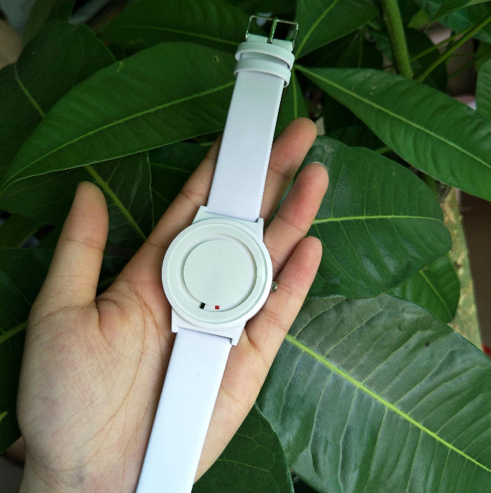(Extra gift 1 tablets battery worth 20K) clock sport face needle personality