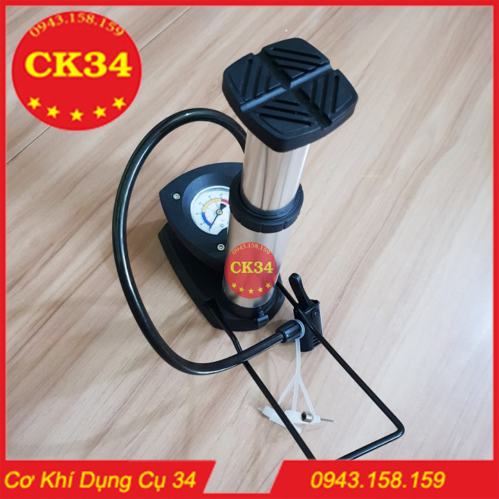 Dụng cụ bơm hơi đạp chân