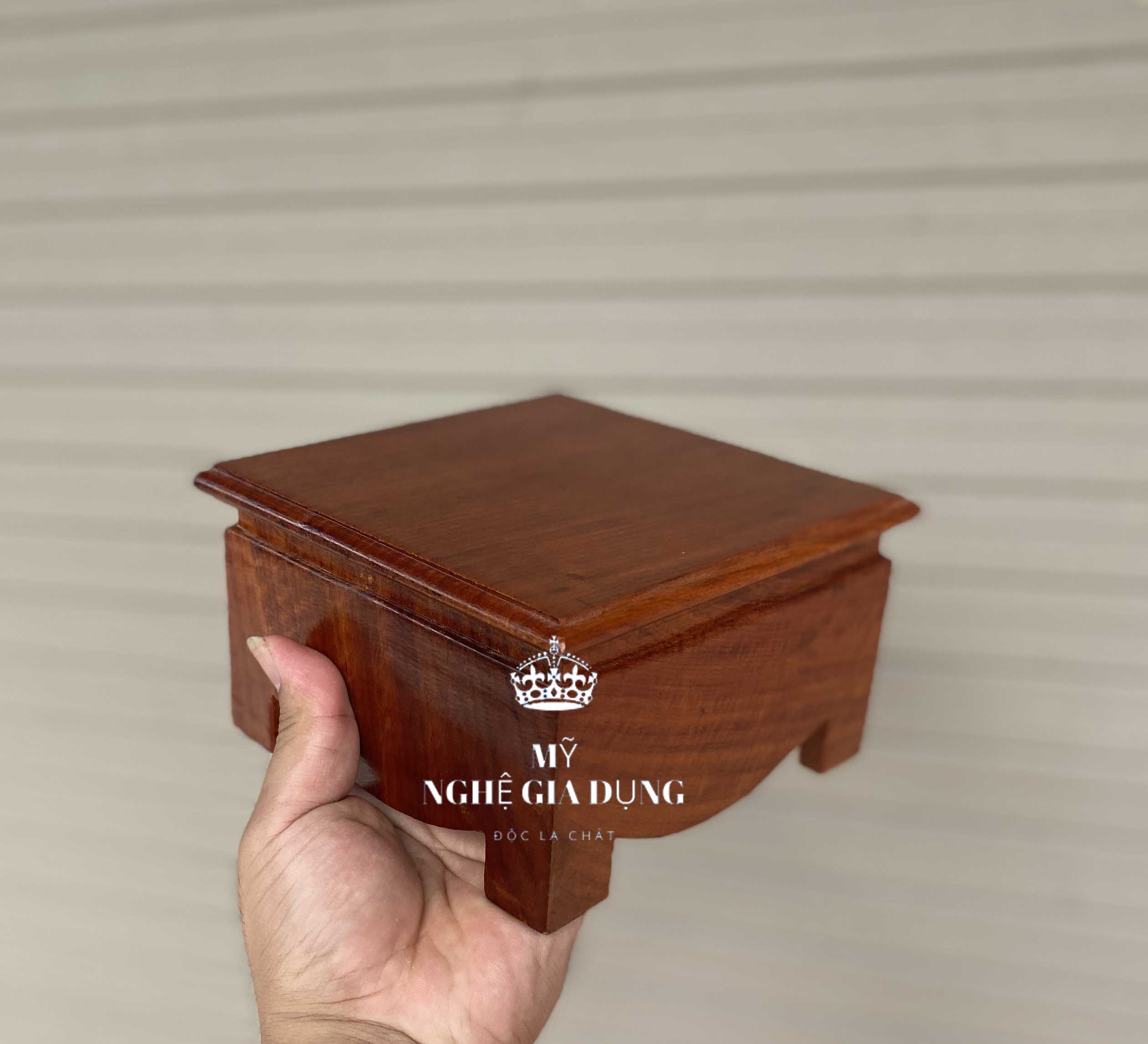 Kỷ trơn gỗ hương,Đôn gỗ kê bát hương cao 9cm