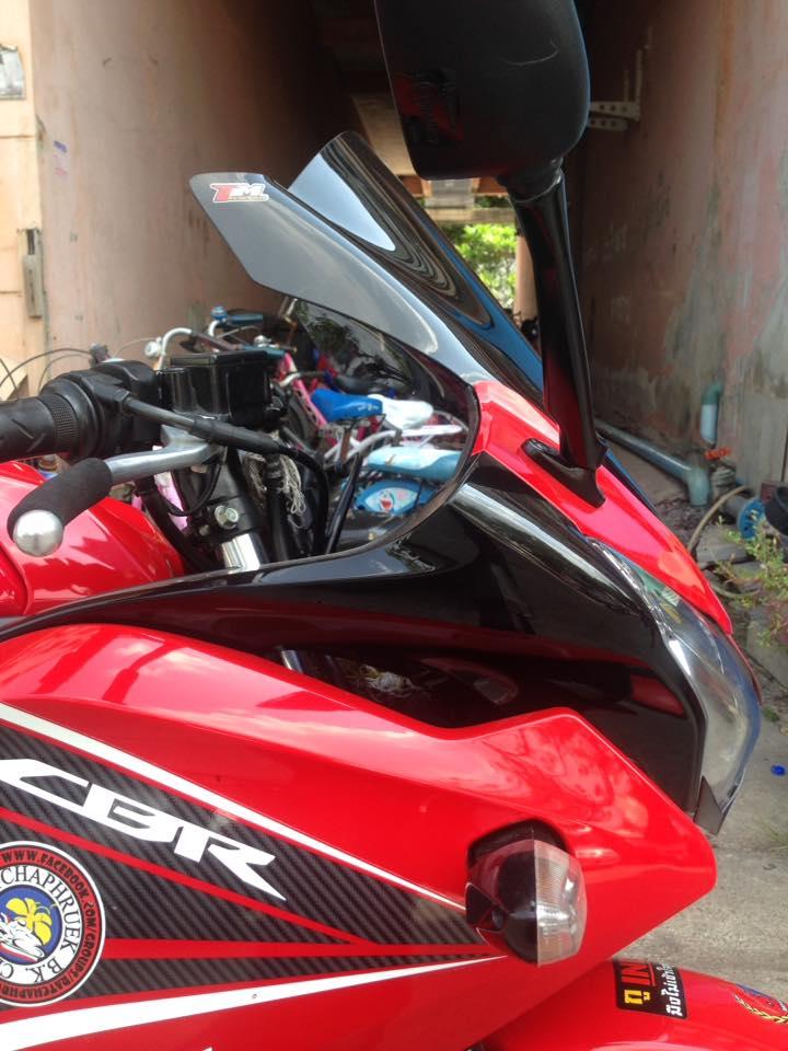 Kính chắn gió CBR150 Thaiand