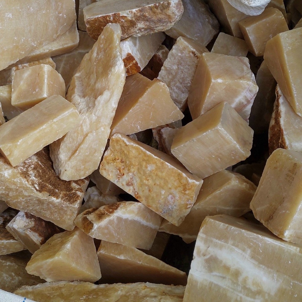 1000GR Đá Thô màu vàng Onyx Vàng (Ngọc Hoàng Long)