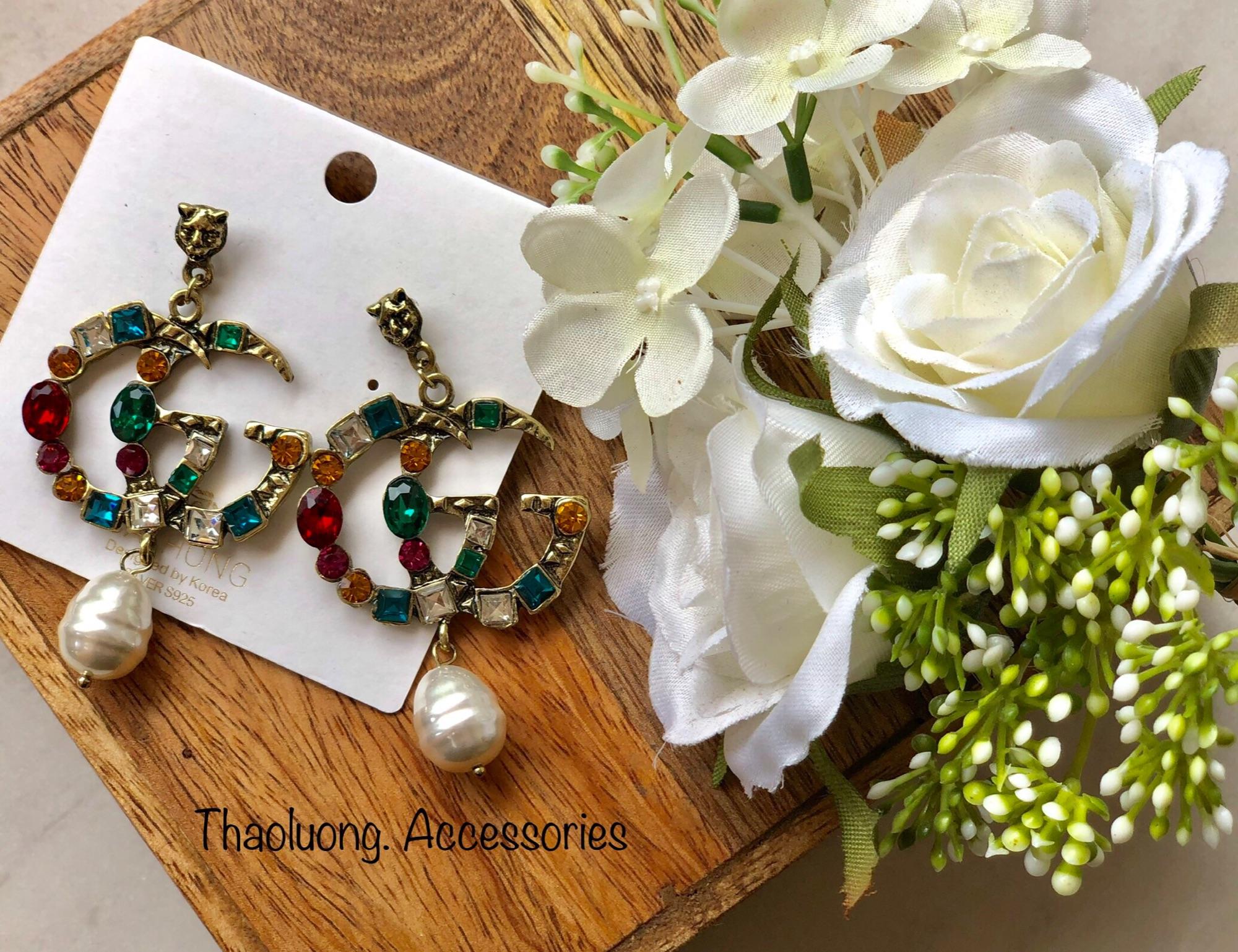 Khuyên tai GG đá nhiều màu