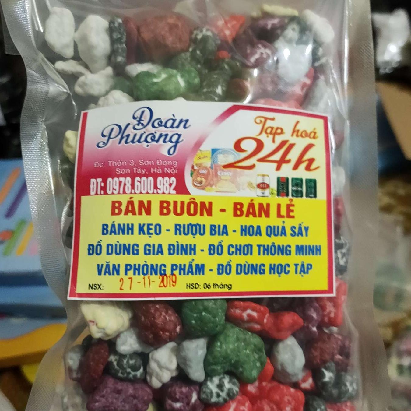 500g kẹo socola hình viên sỏi độc lạ.