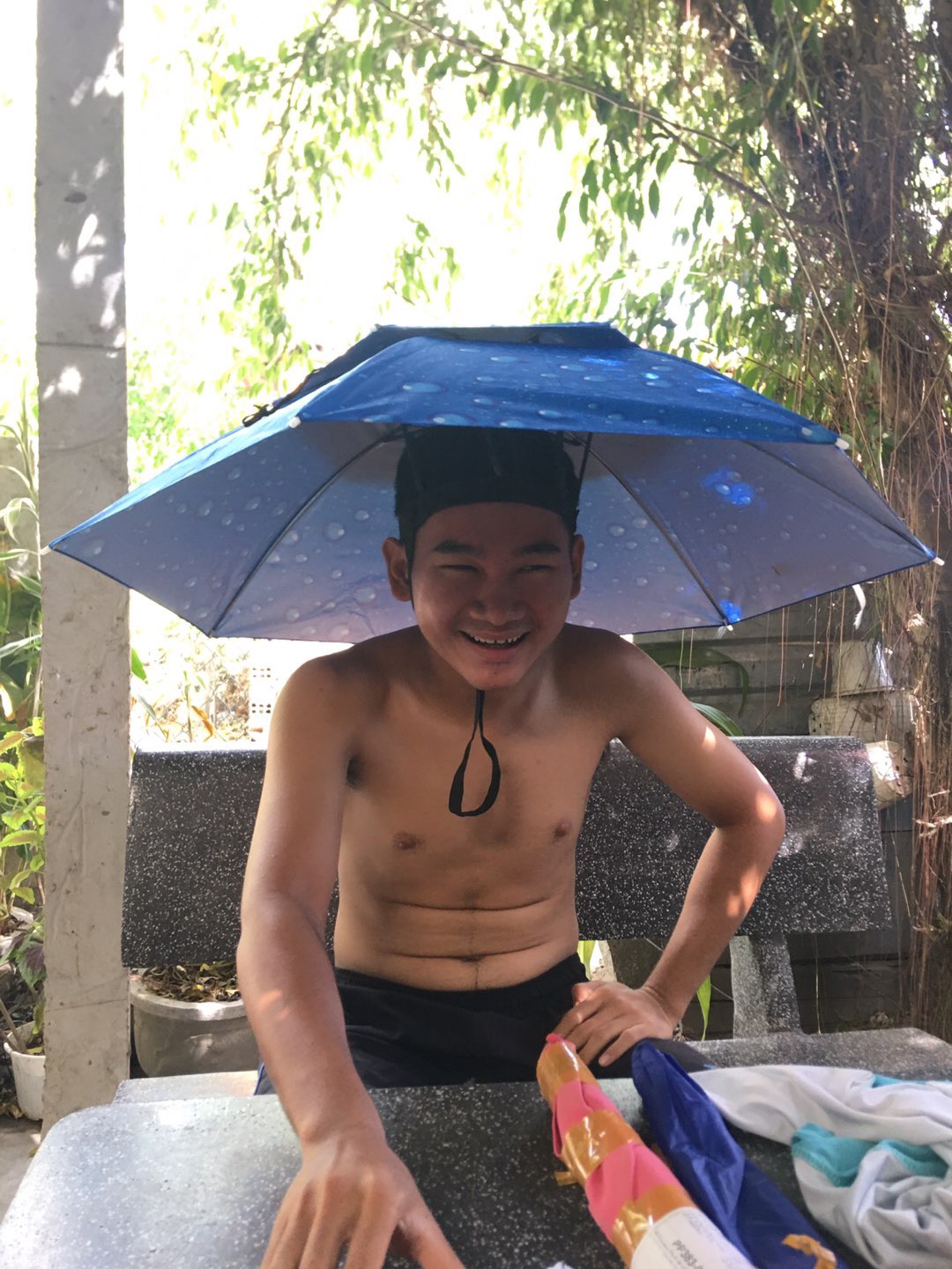 Mũ dù câu cá
