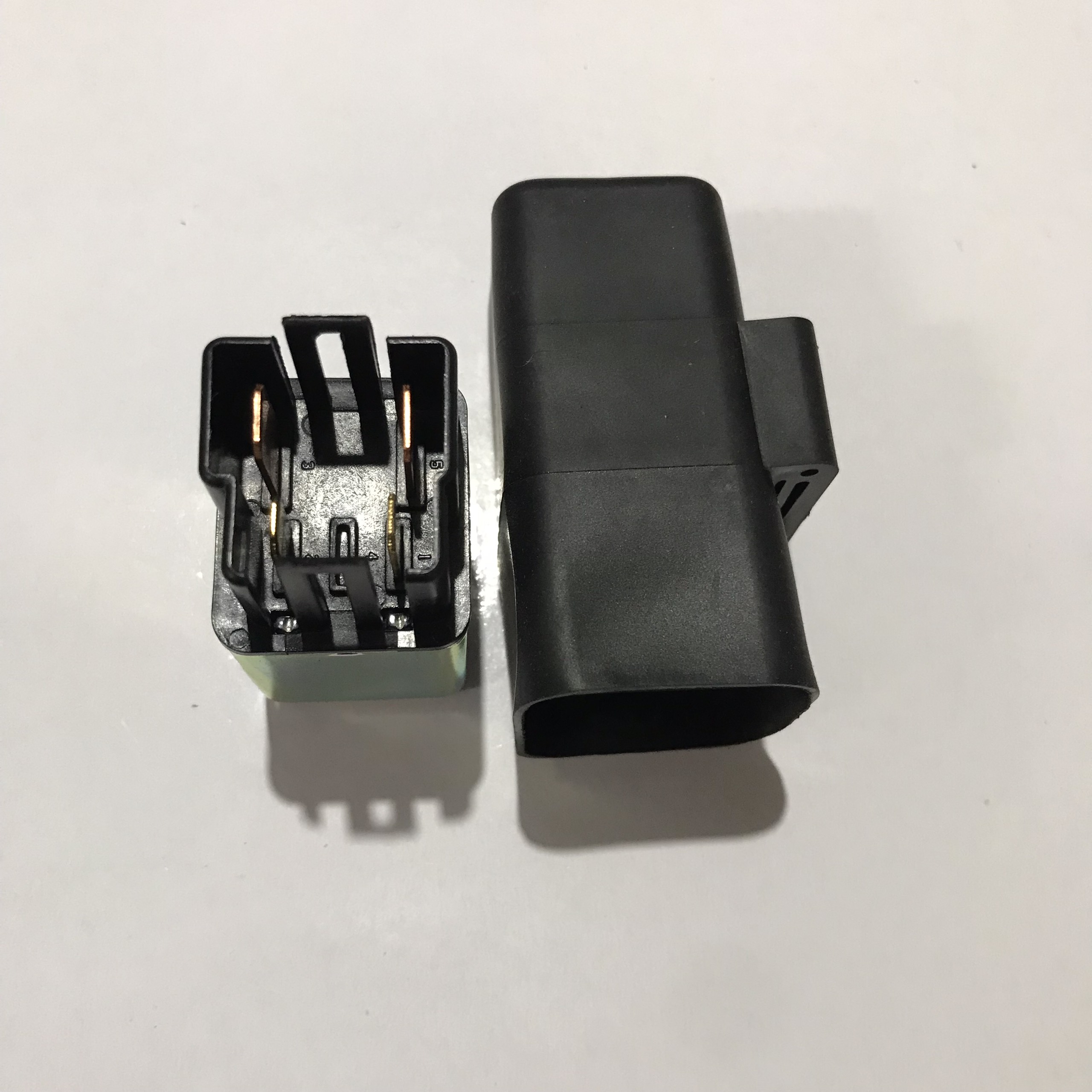 Relay, Rơ Le đề xe may vuông (DAIKOSY )