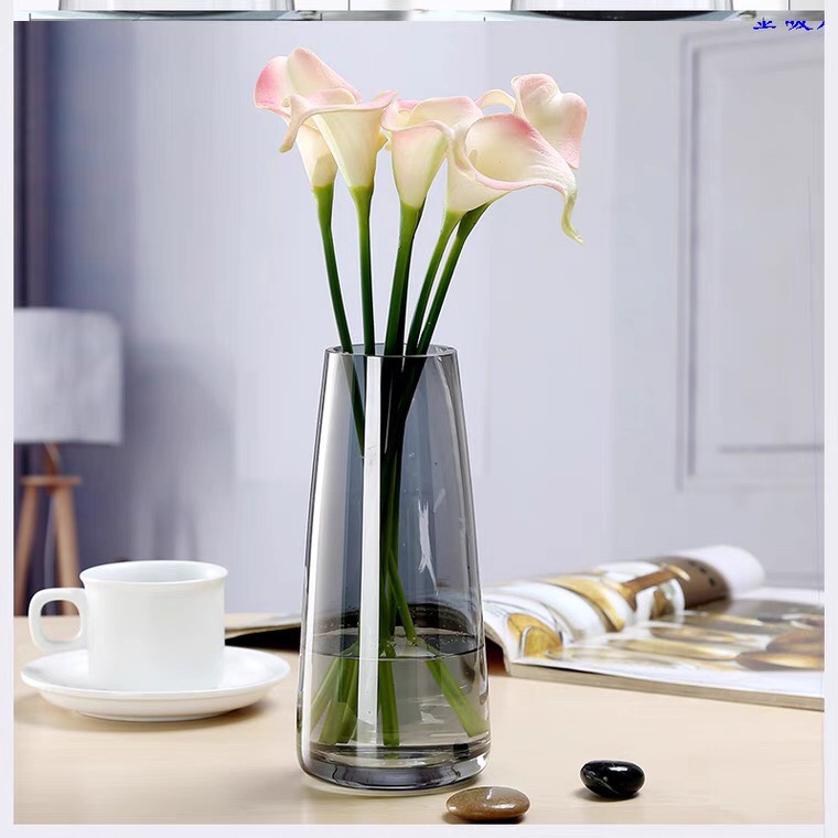 Bình hoa thuỷ tinh đơn giản decor sang trọng