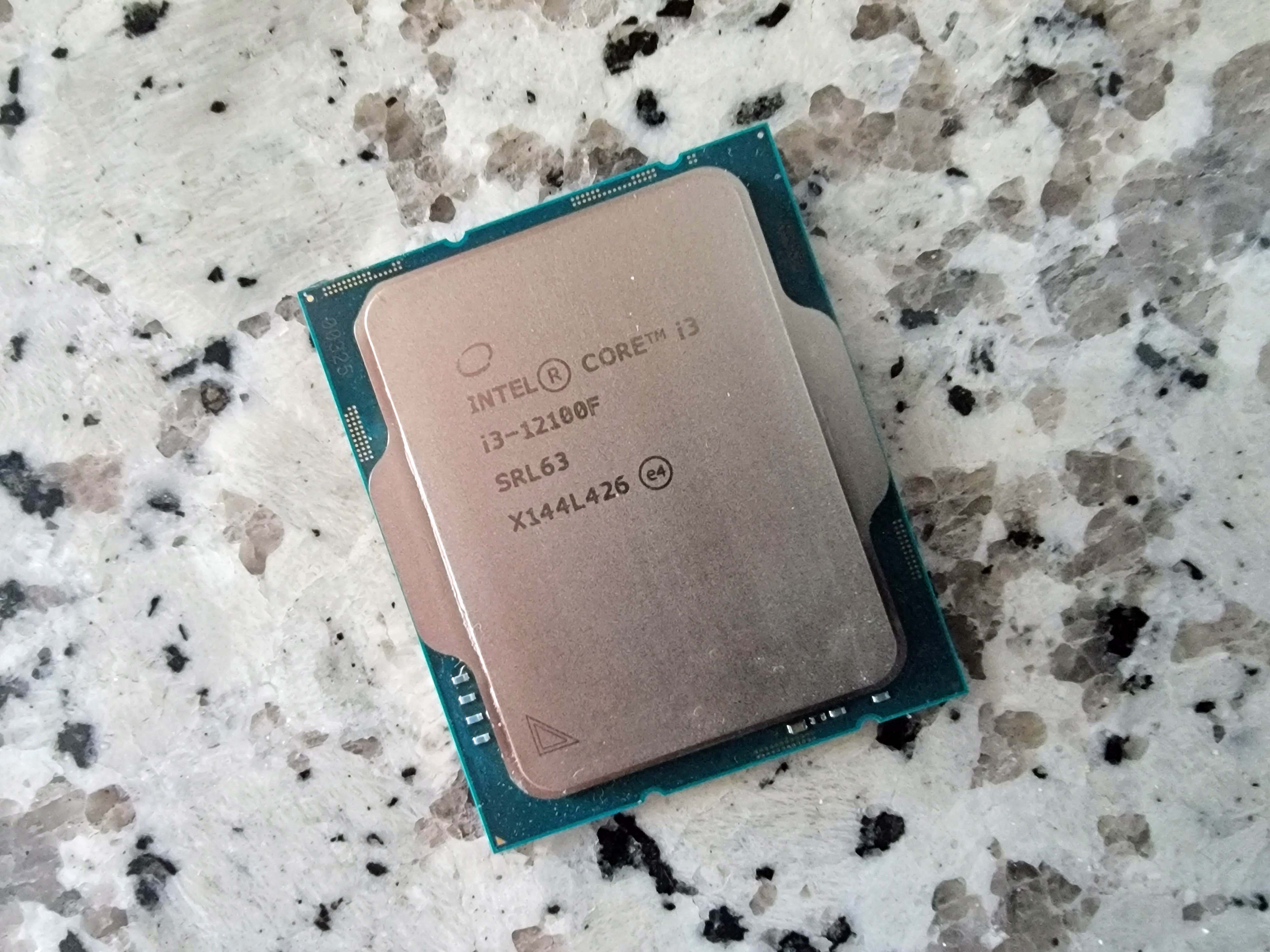 CPU Intel Core i3 12100F 3.3GHz (Socket 1700, 4 nhân 8 luồng 12Mb) TRAY ( Bảo hành 36T )