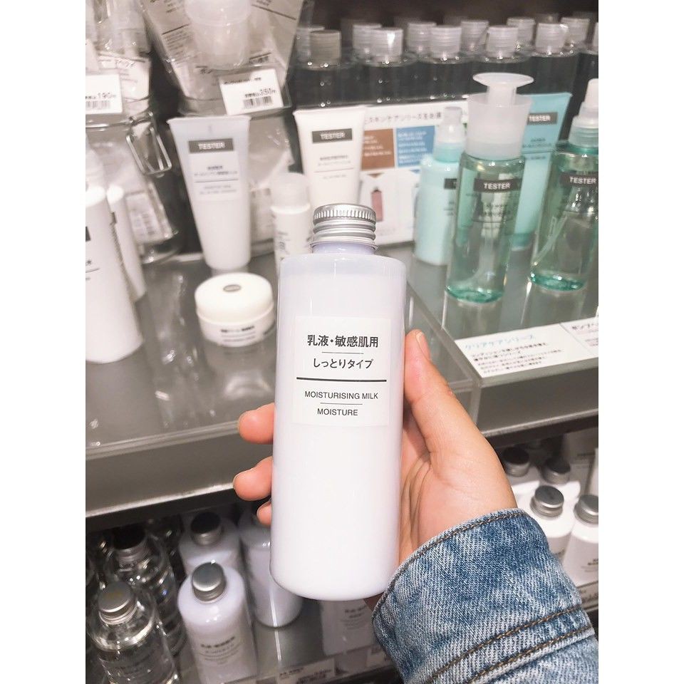 Sữa dưỡng MUJI Moisturising Milk 200ml ( light/ moisture )