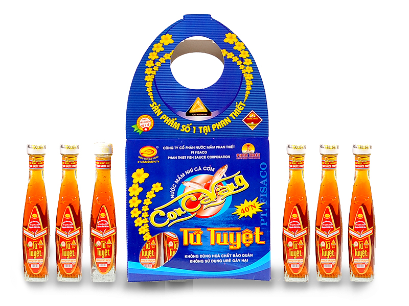 Xách 10 chai NƯỚC MẮM TỨ TUYỆT - Hiệu Con Cá Vàng PT FISACO (chai 29ml 40 độ đạm)