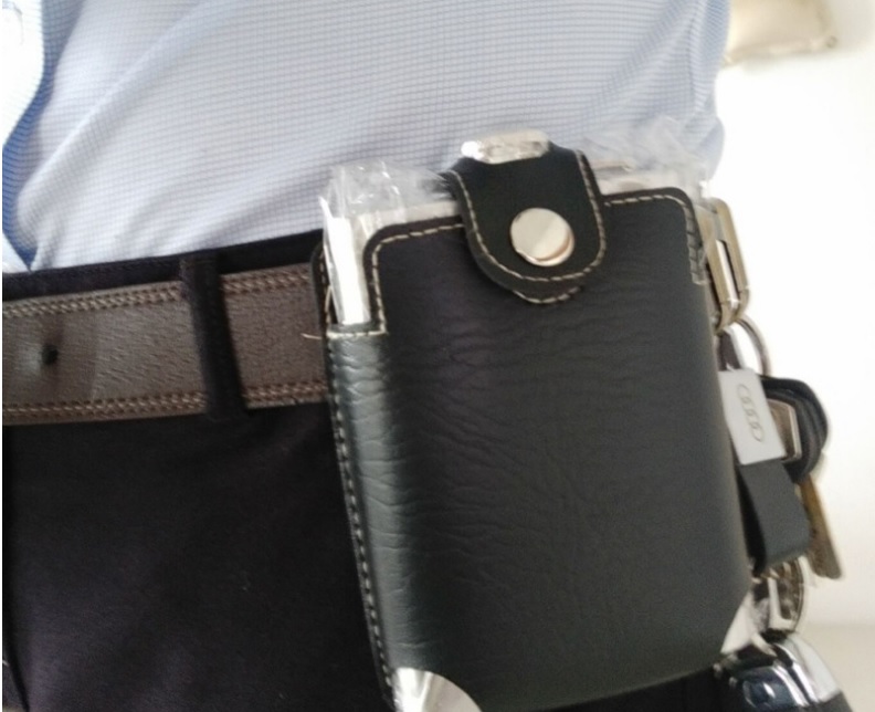 Bình inox đựng rươu Hip Flask 250ml kèm bao da