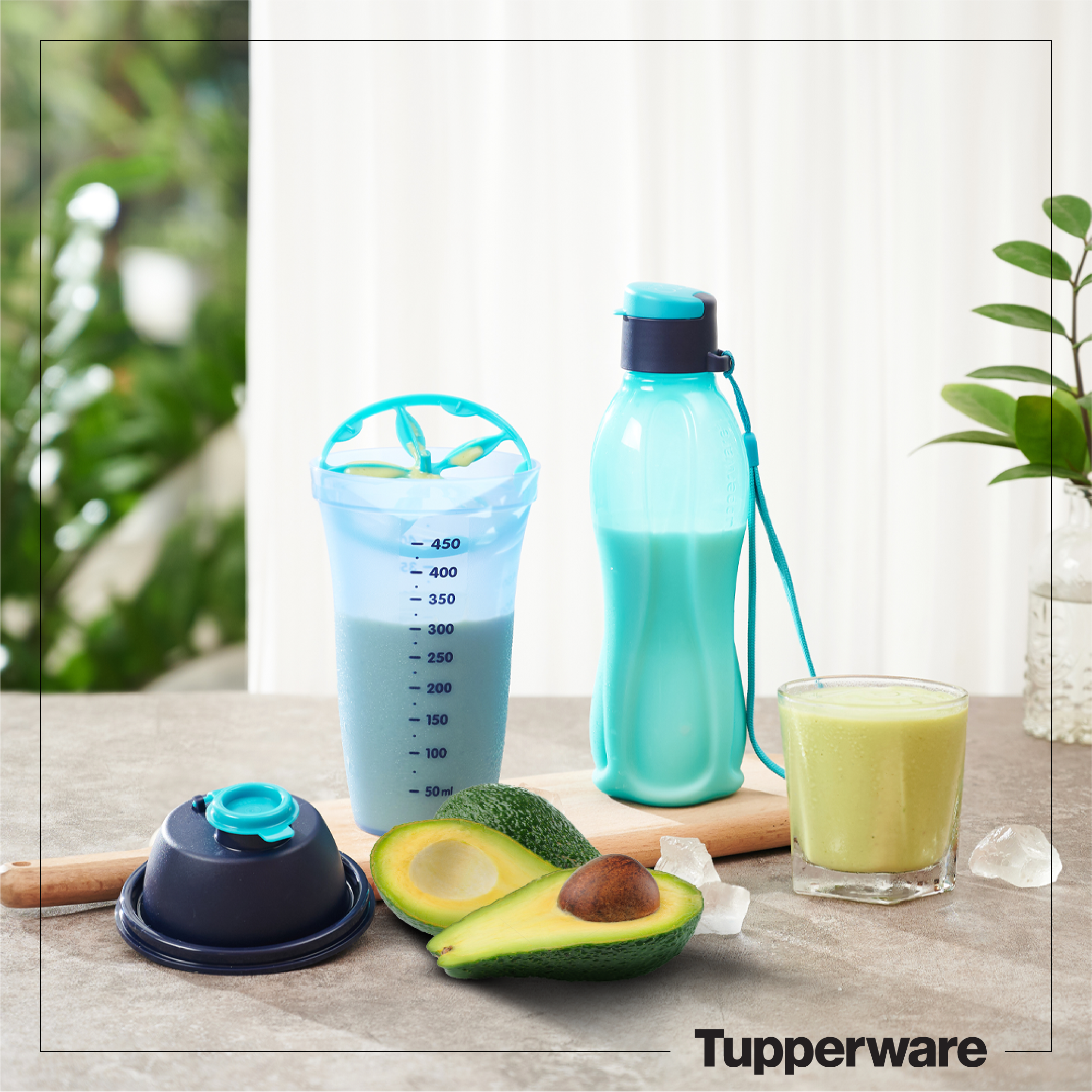 [Chính hãng] BỘ BÌNH NƯỚC VÀ BÌNH LẮC TUPPERWARE MEMBERKIT SHAKE N GO BLUE