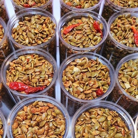 Nhân hạt bí xanh rang tỏi ớt - 500gr
