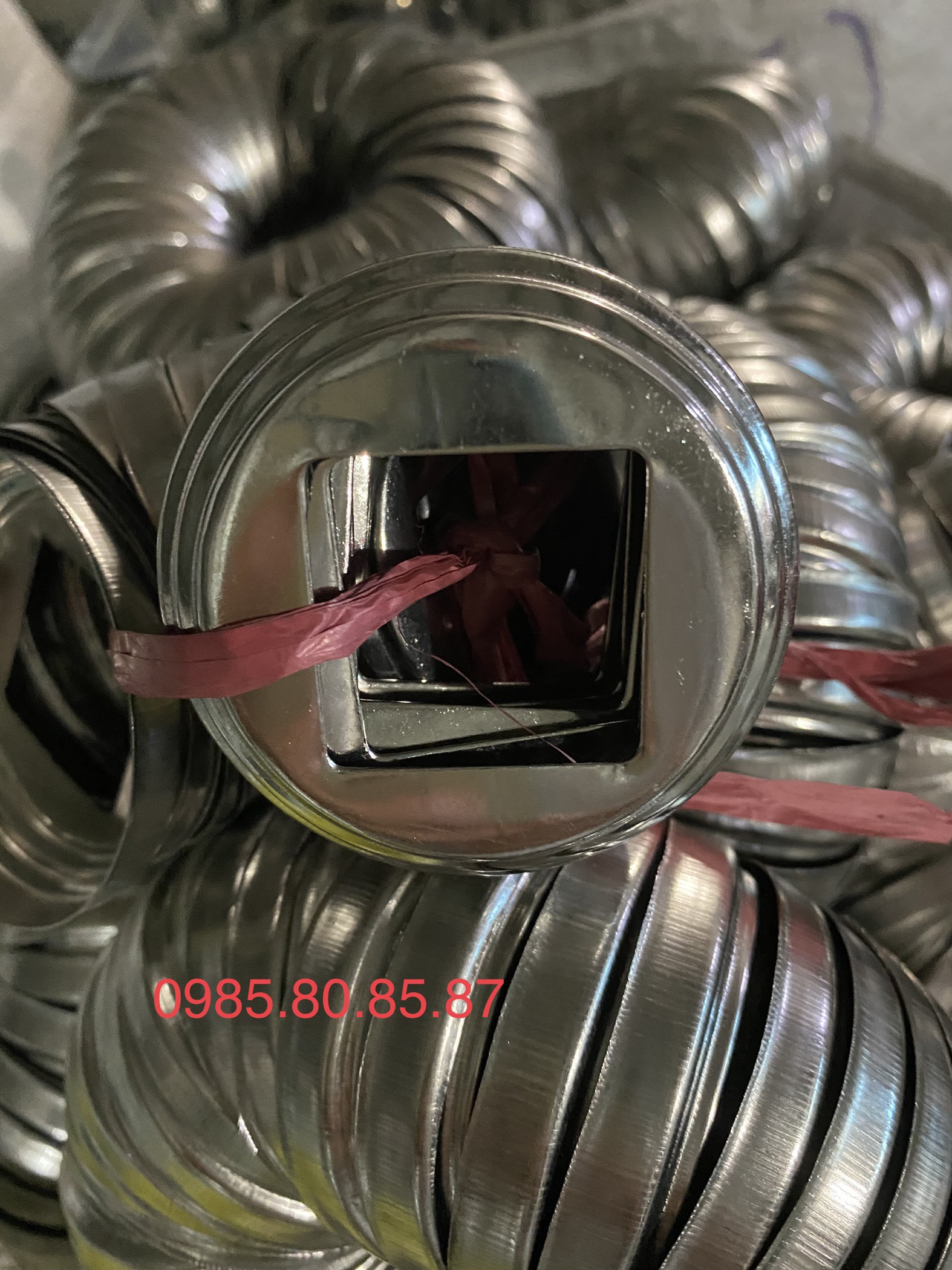 CHỤP ỐNG VUÔNG INOX 20X20MM (50 CÁI)