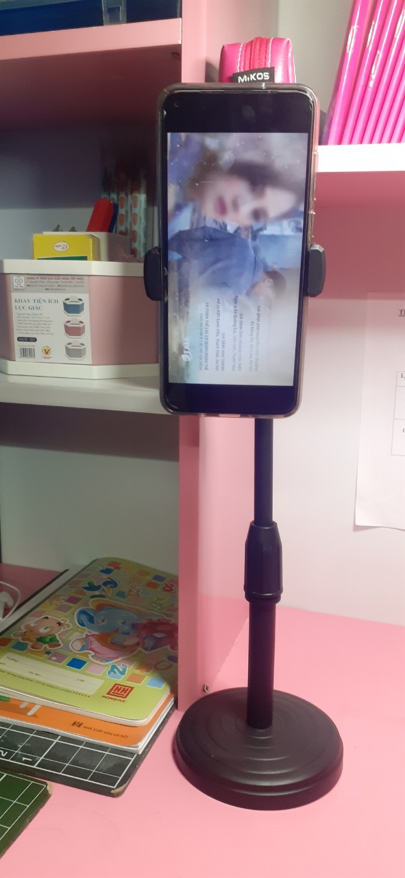 giá đỡ điện thoại xoay 360 học zoom