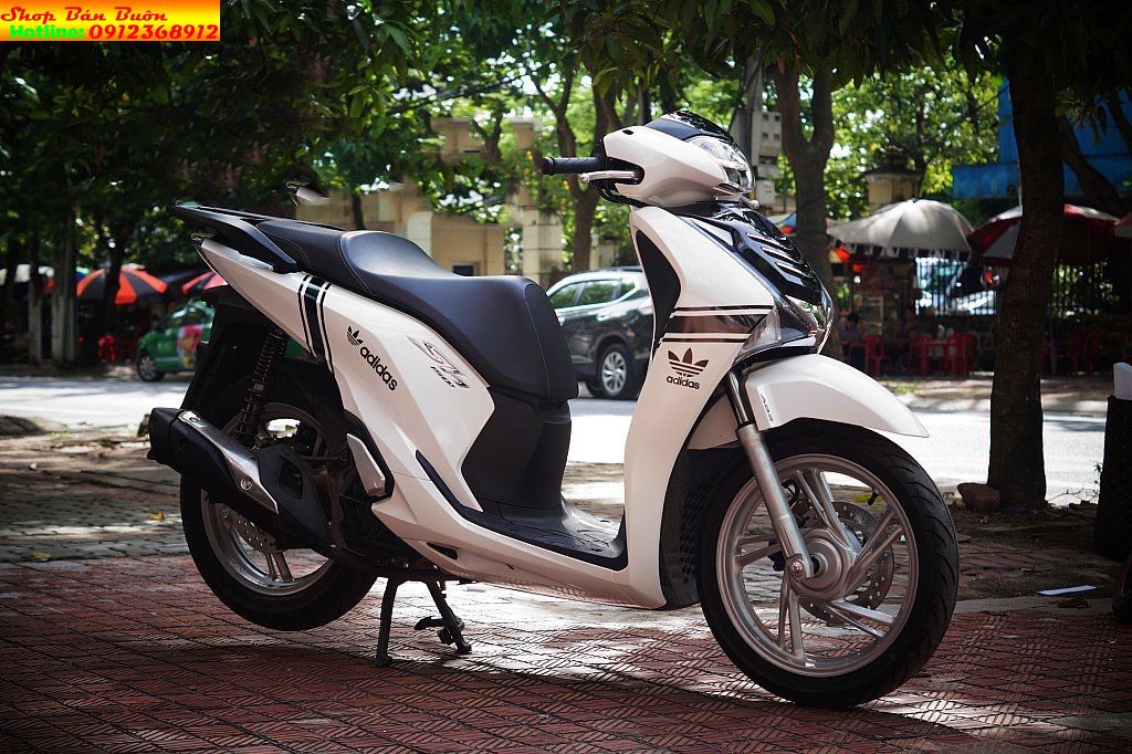 TEM ADIDAS CHO XE SH 2012-2020 -2023( LOẠI NGẮN)