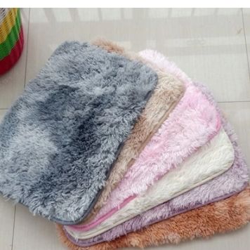 Thảm chân thú ngẫu nhiên thấm hút tiện lợi