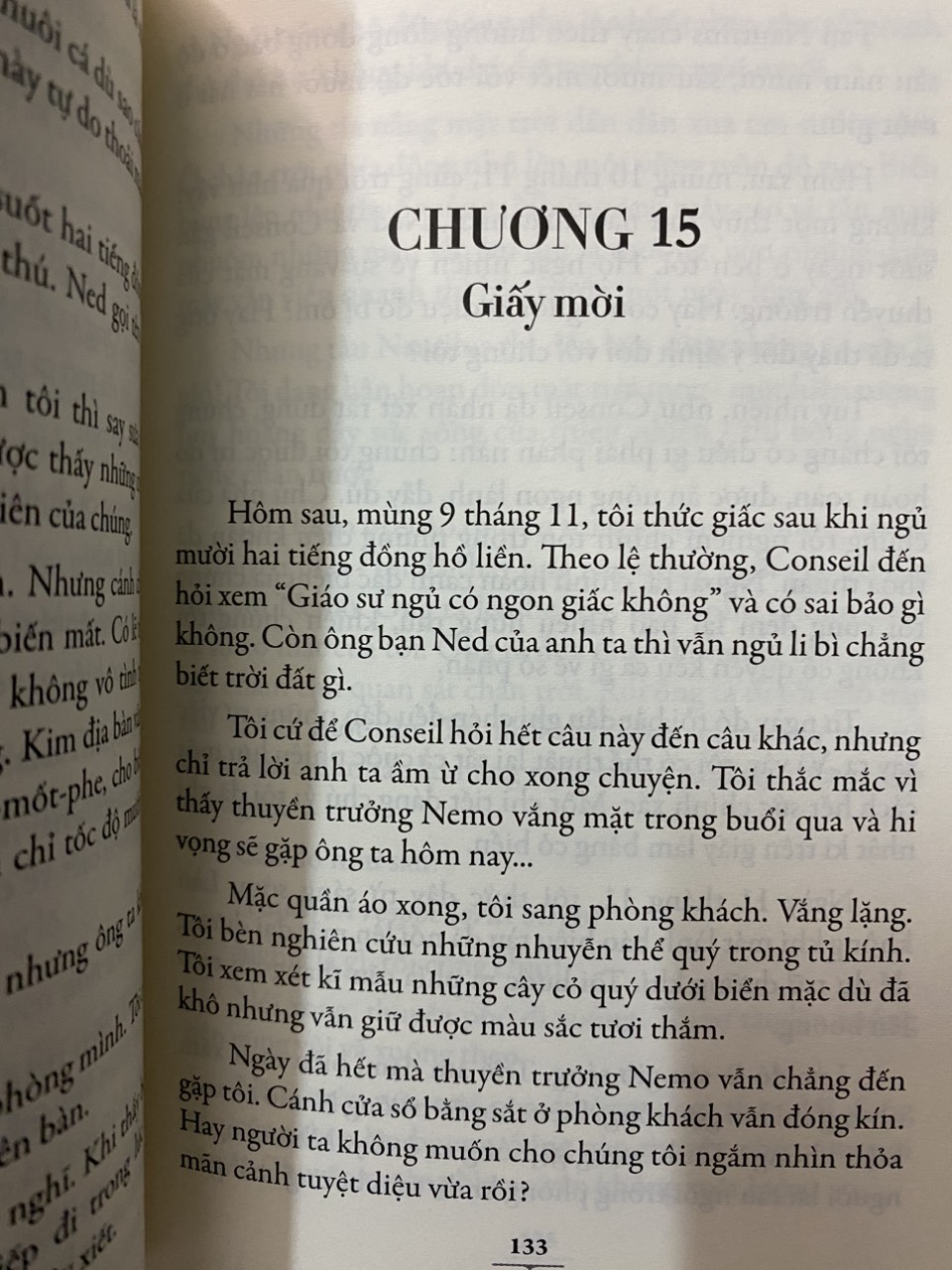 Sách Hai vạn dặm dưới đáy biển (Văn học kinh điển)