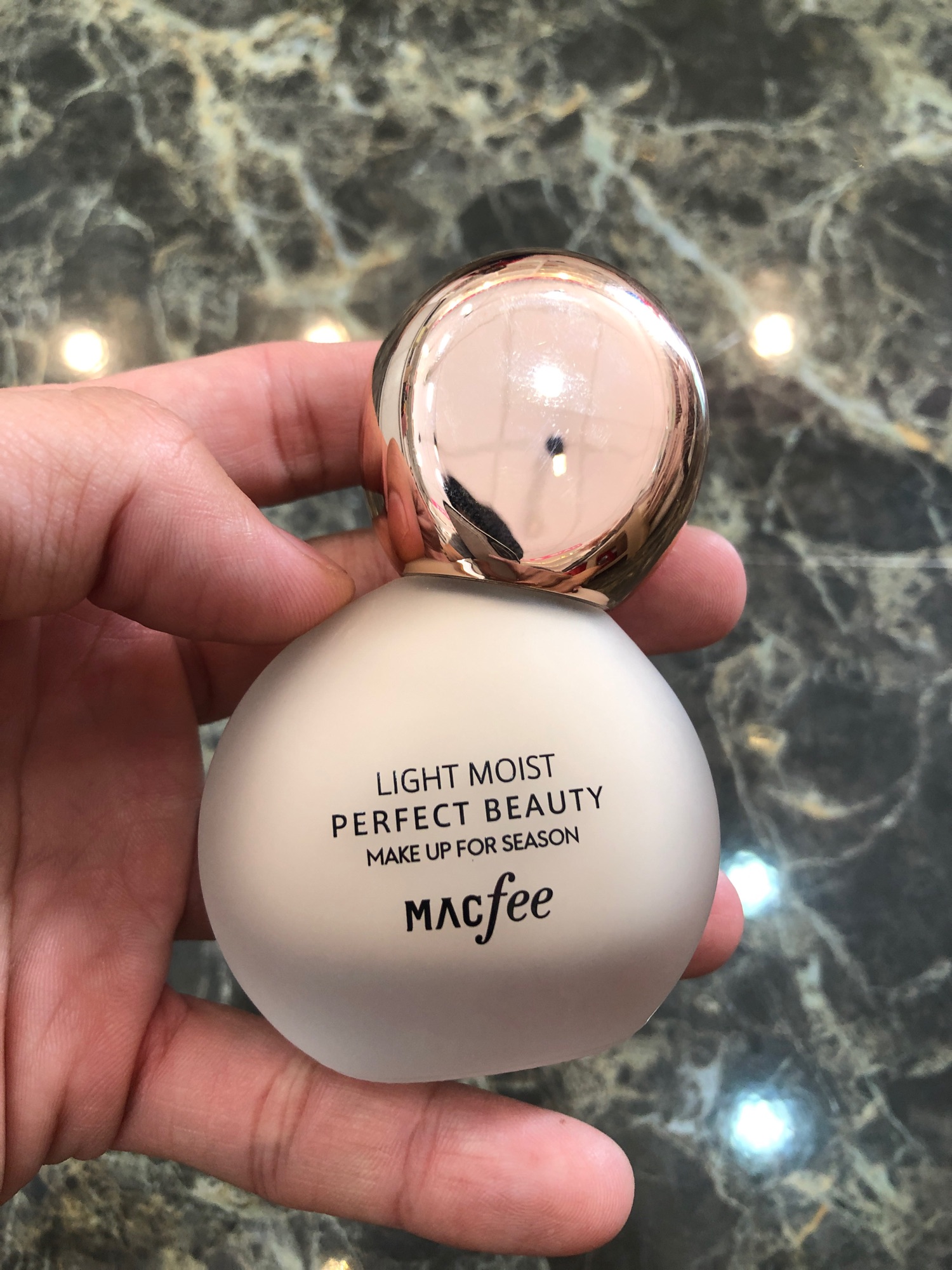 [HCM]Kem lót che khuyết điểm Macfee