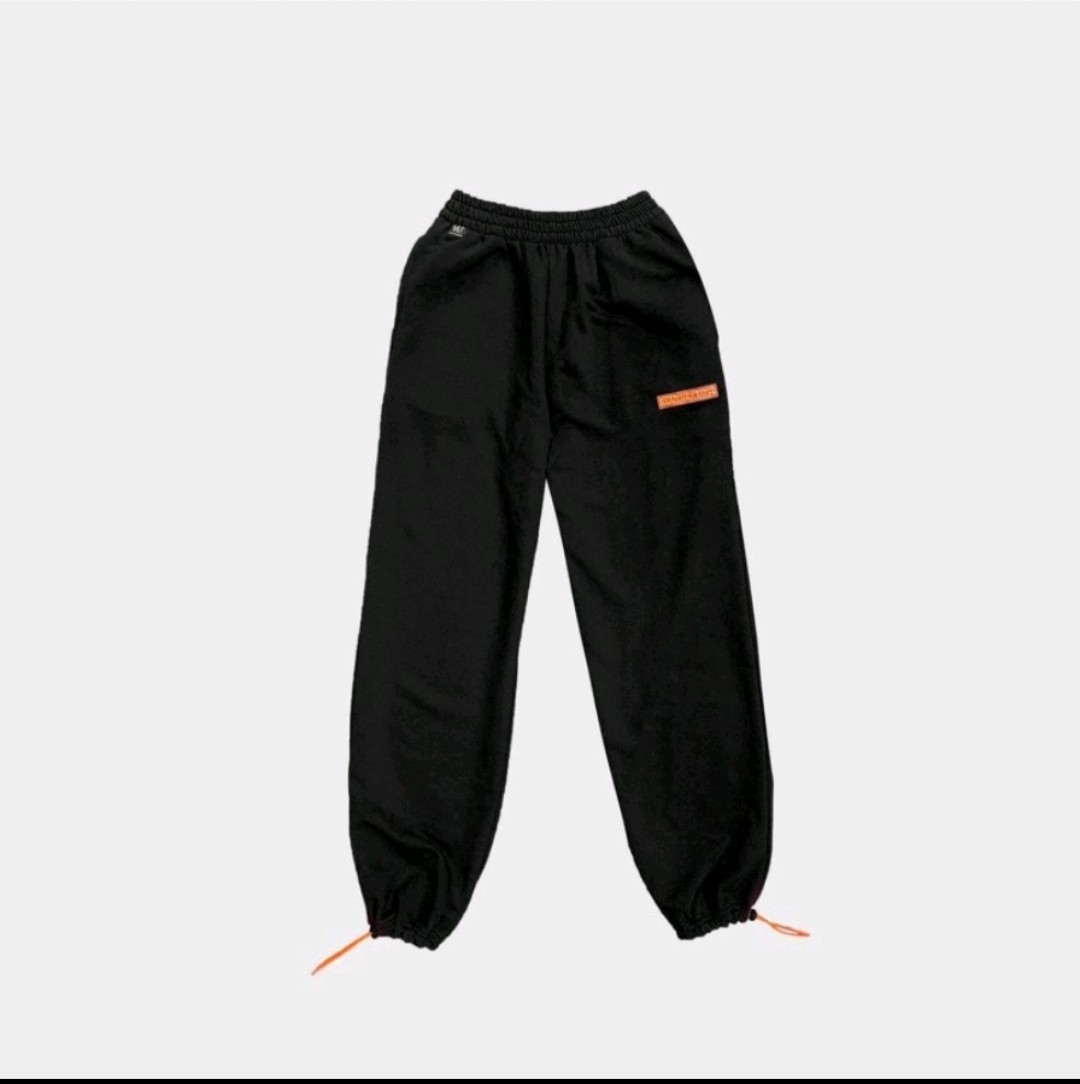 Quần Jogger ống rút dây Wanderlust FW2022