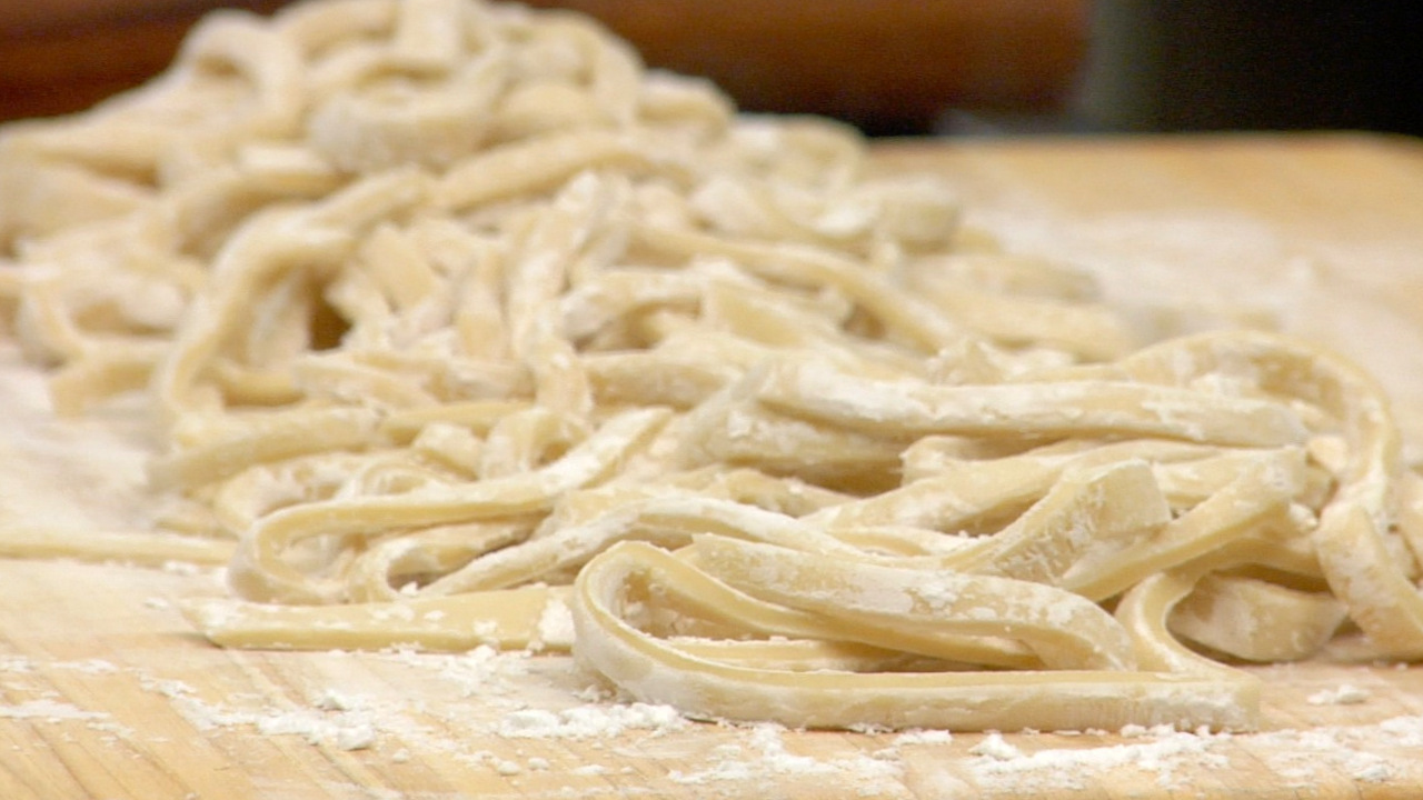 Mì Udon Tươi Sari Ottogi 200g