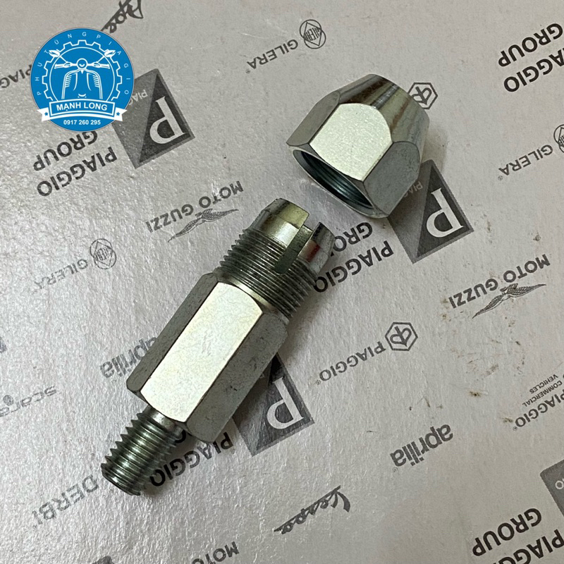 Ốc chân gương Vespa S ( chính hãng )