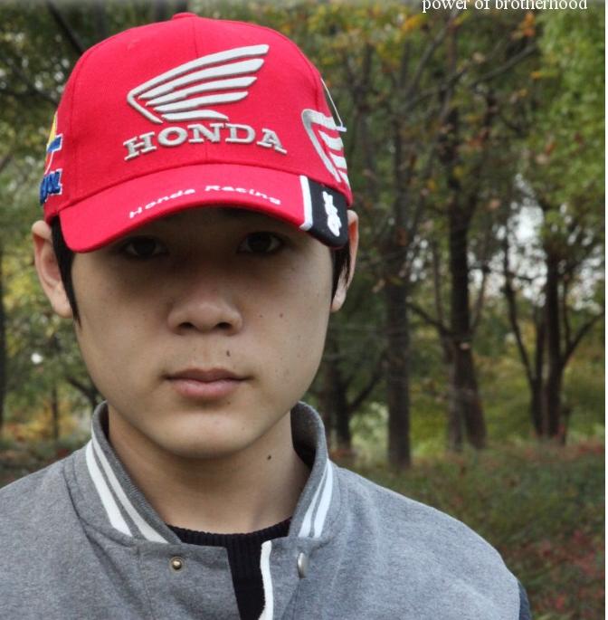 mũ lưỡi trai Honda  đội đua racing đỏ