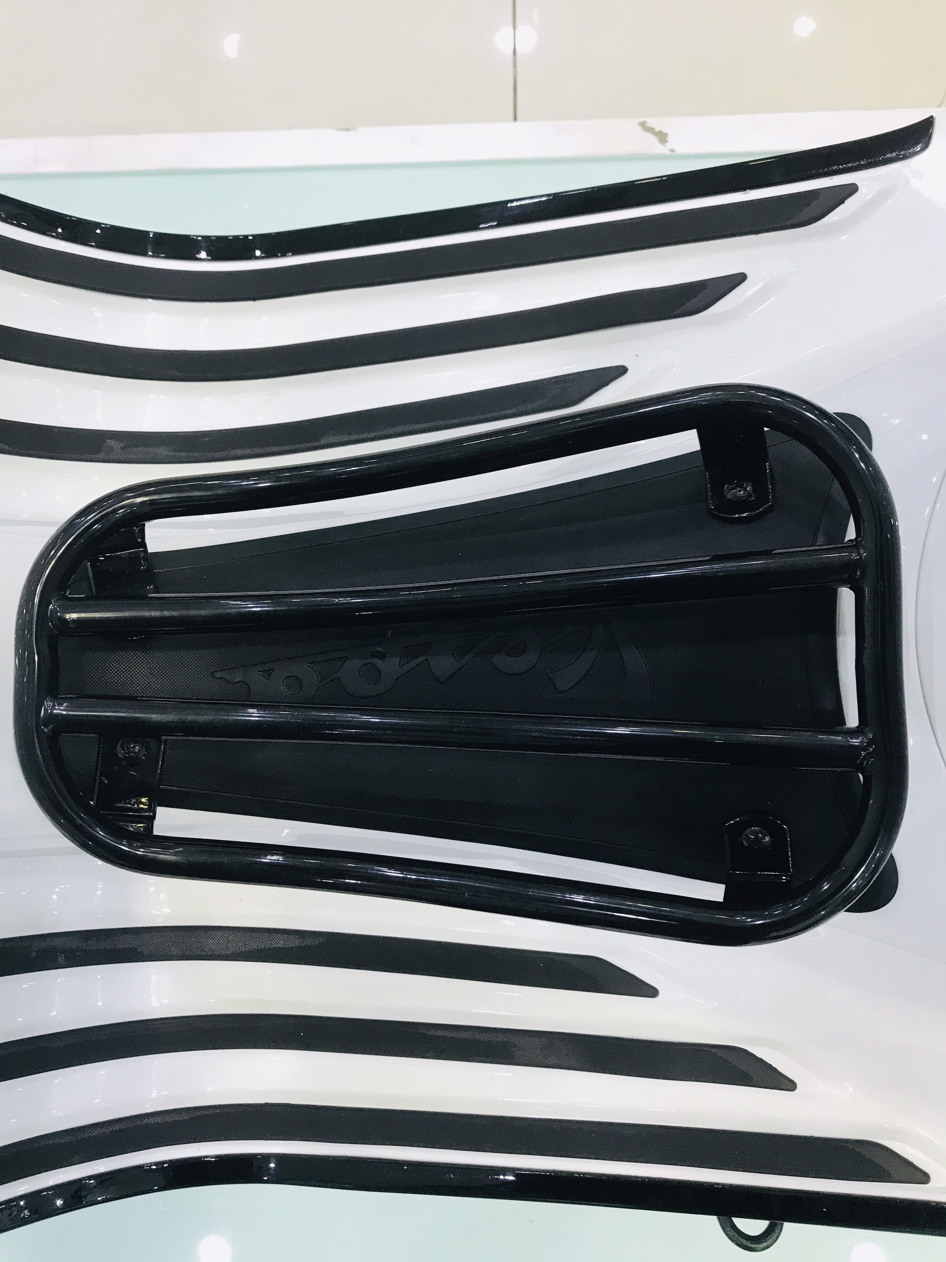 [HCM]Giá để đồ giữa dành cho xe Vespa