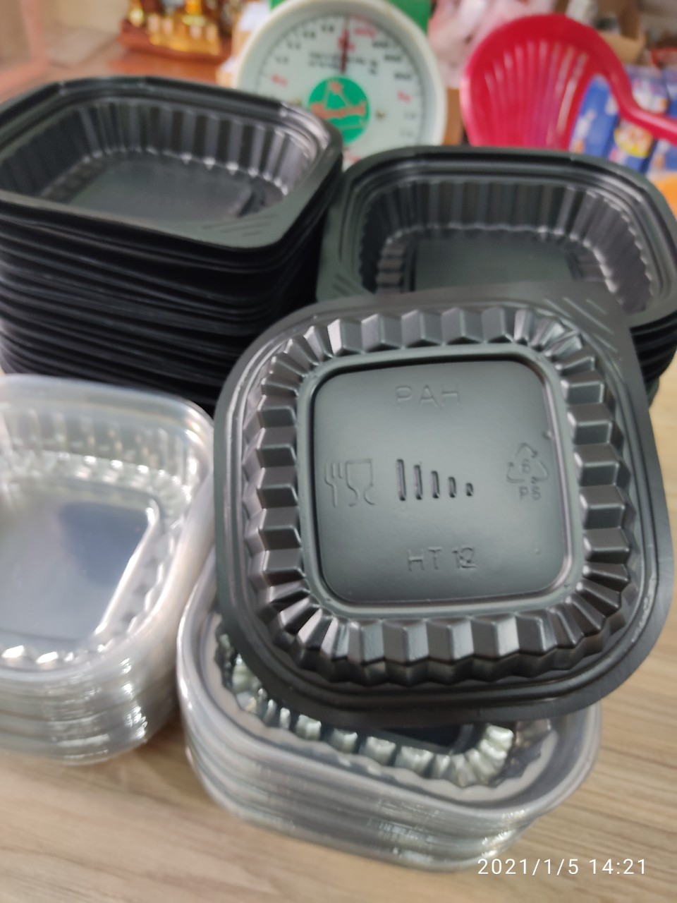 HỘP NHỰA HT12 100 CÁI