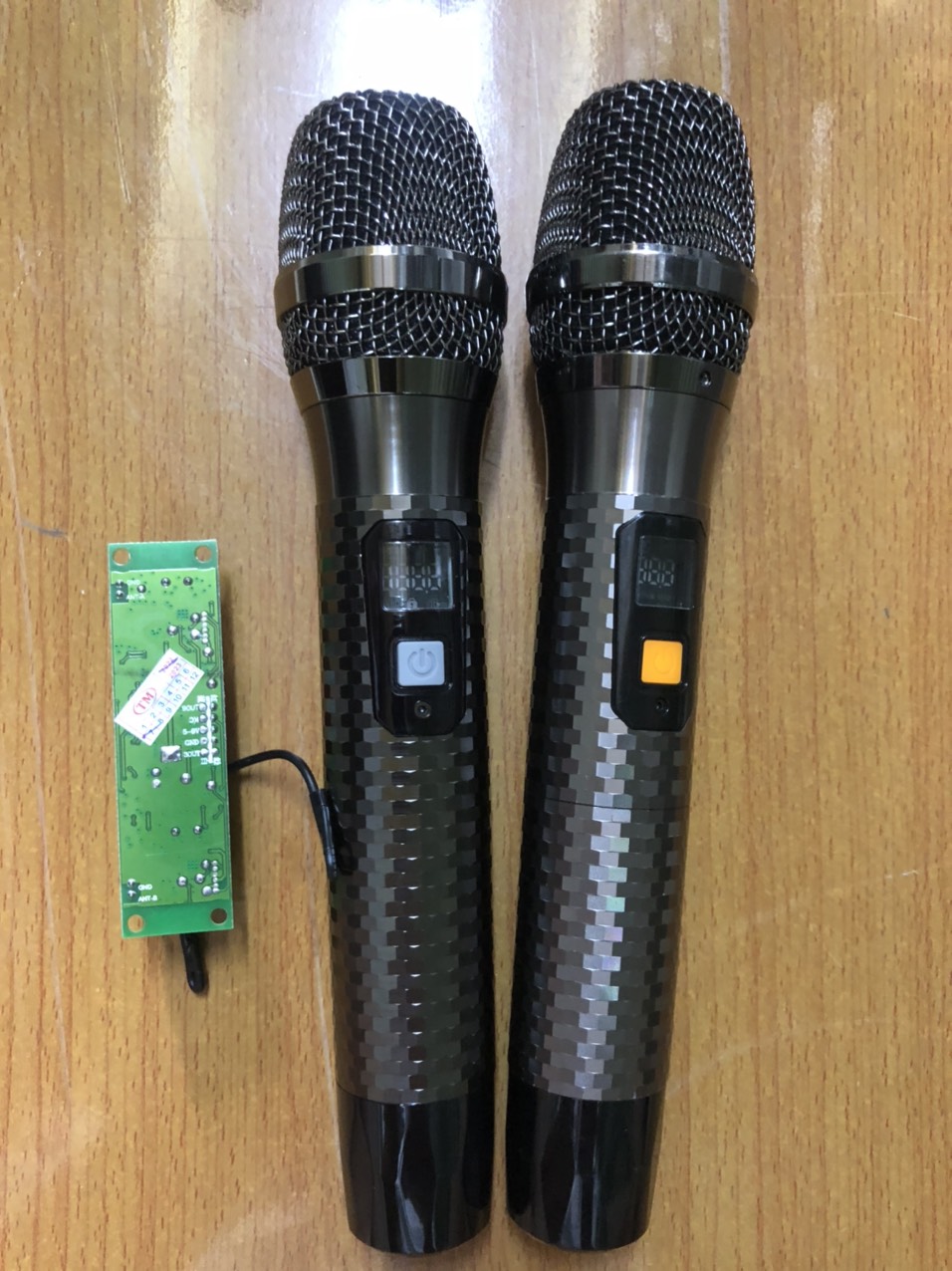 MICRO KHÔNG DÂY CHO LOA KÉO VÀ AMPLY M15
