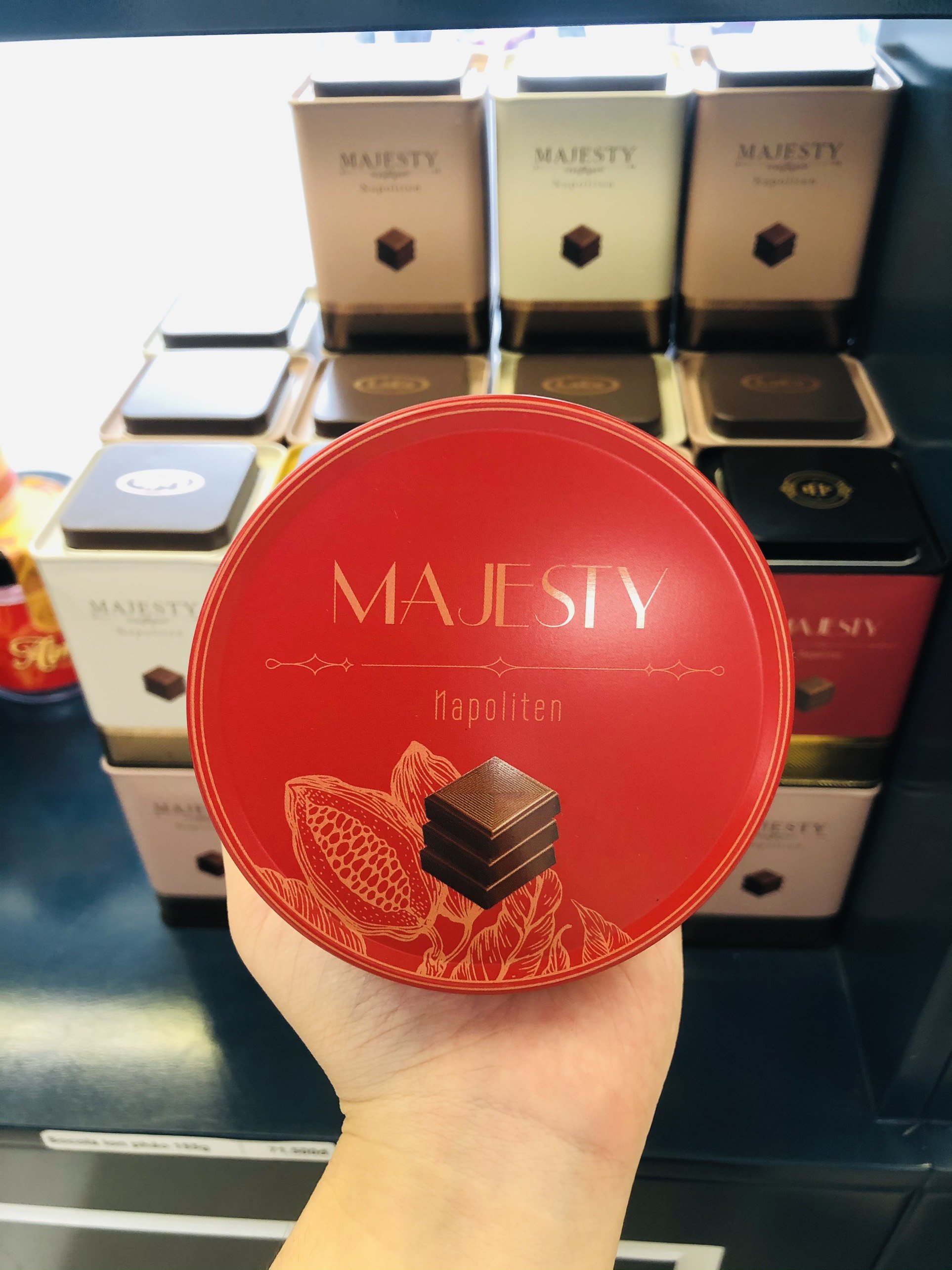 Socola Thổ Nhĩ Kì Majesty hộp sắt 165g