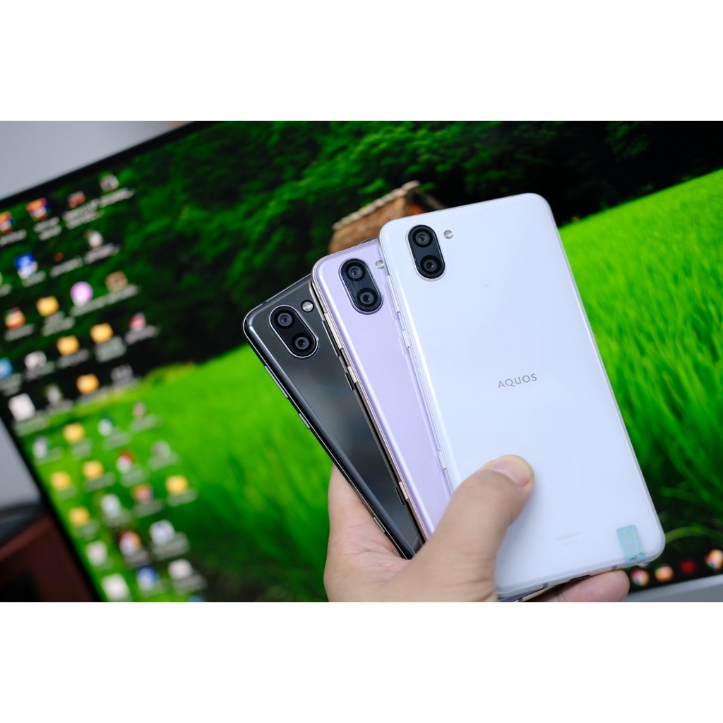 Điện thoại Sharp Aquos R3 loại A , tặng ốp lưng