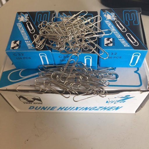 [HCM]5 Hộp kẹp giấy C32 đầu tròn  (đủ 95-100 kim/hộp) cực rẻ