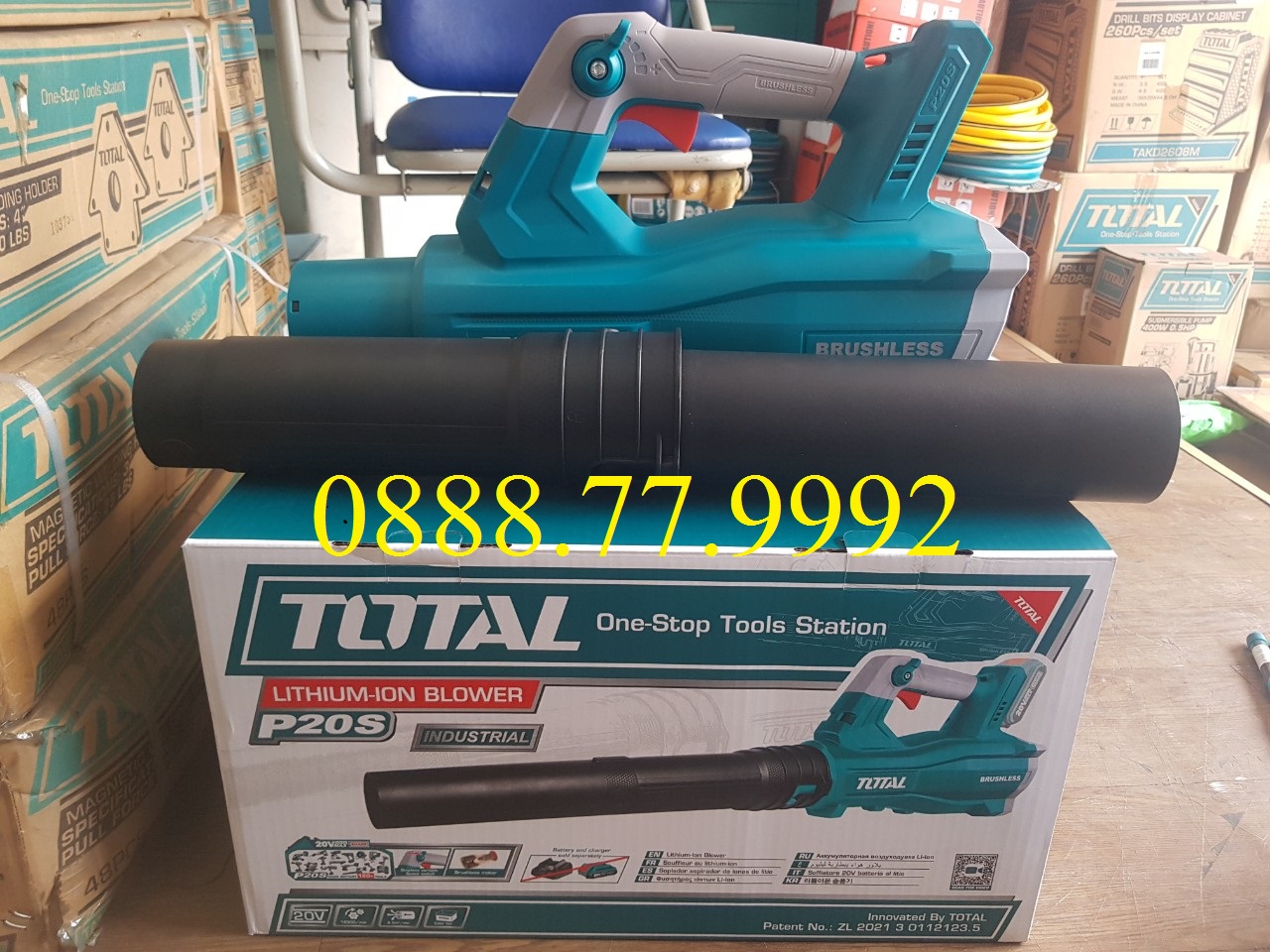 Máy thổi lá, thổi bụi dùng pin lithium 20v total tabli20428 kèm 1 pin và 1 sạc