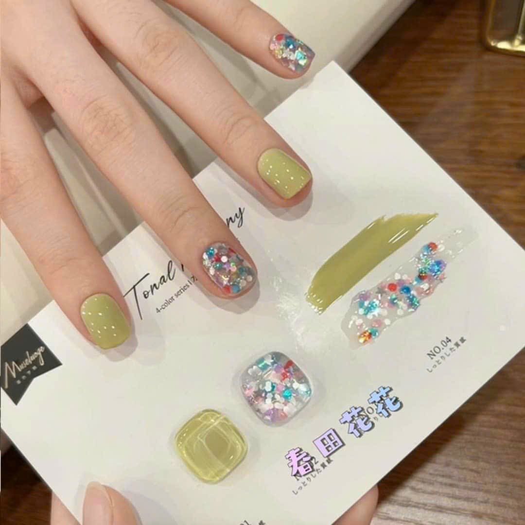 Nail polish gel + glitter nail polish (1 pair)