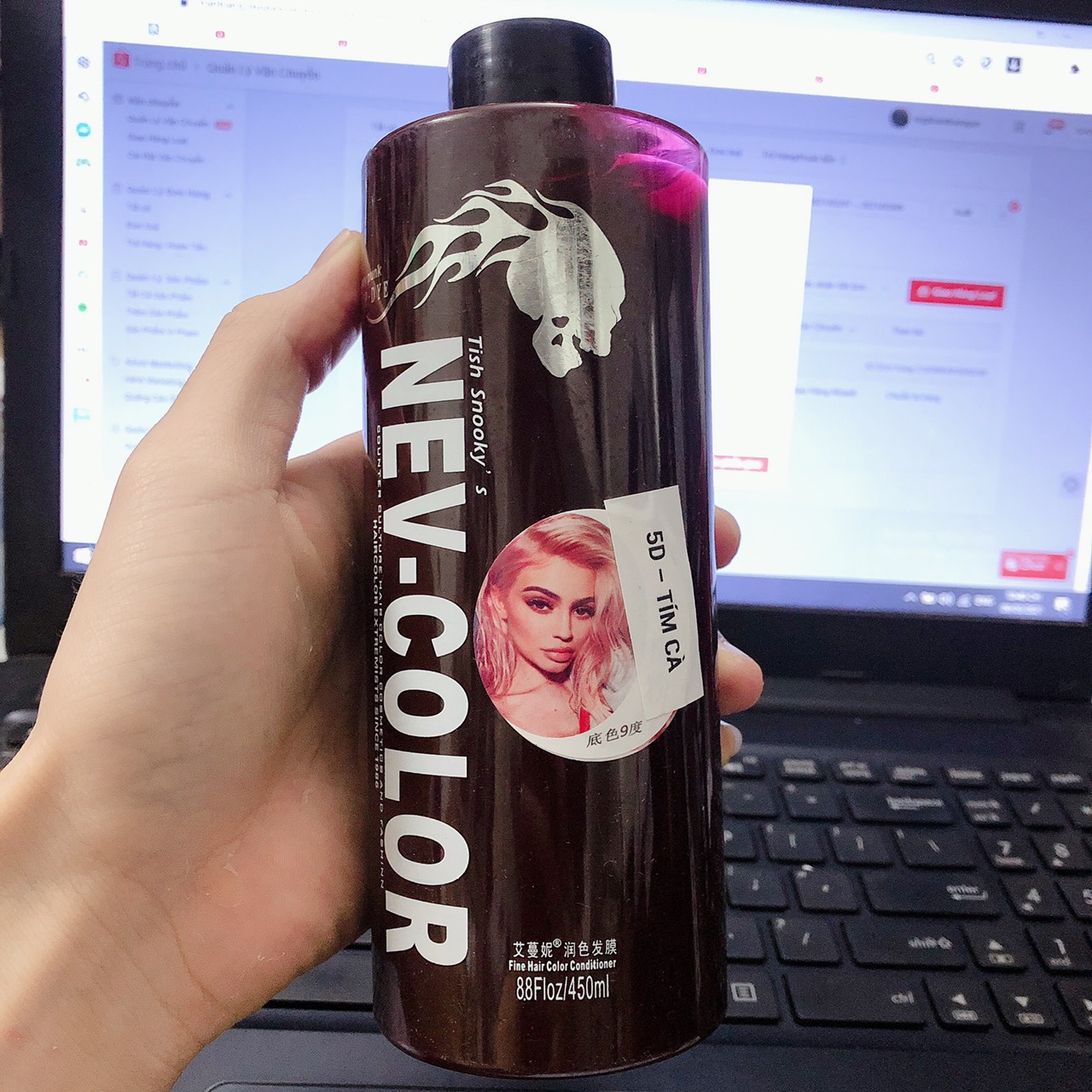 Thuốc nhuộm tóc phủ bóng màu Tím cà 5D Nev-Color 450ml