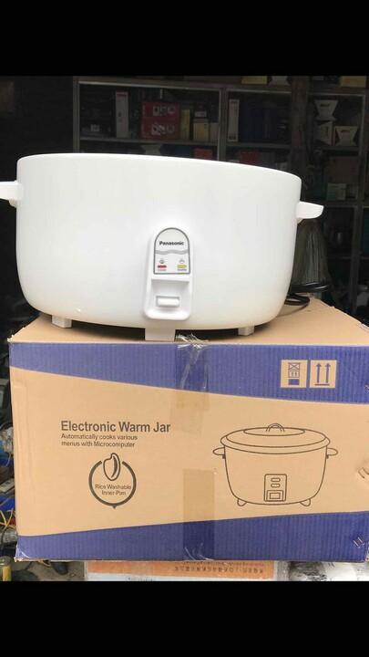Nồi Cơm Điện Công Nghiệp Gali 4500W 40L