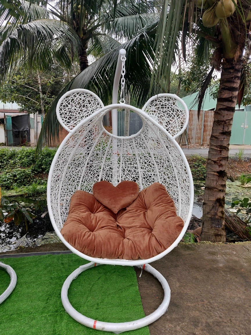 Xích đu sân vườn tai thỏ màu trắng tinh khôi siêu đẹp Siêu Thị Nội Thất