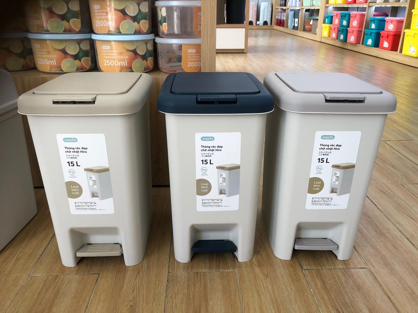 Thùng rác chân đạp Hiro 15L có lõi hàng xuất Nhật Bản công nghệ Ag+ kháng khuẩn khử mùi