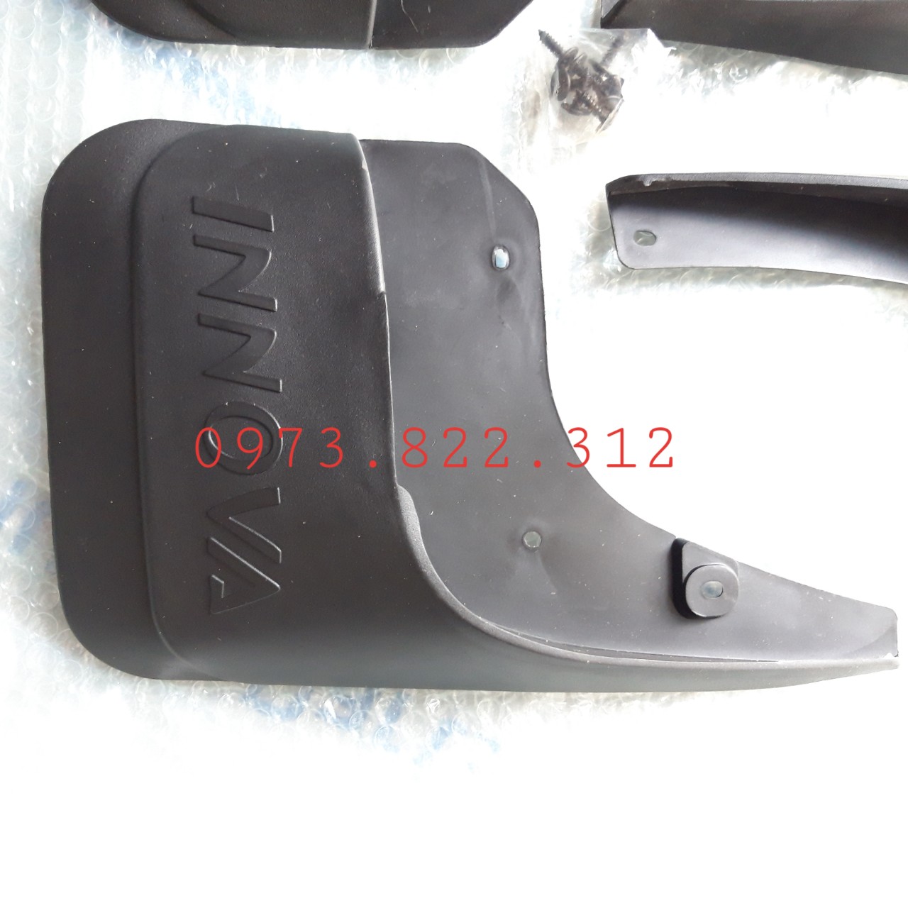Chắn bùn bánh innova 05-20 oem