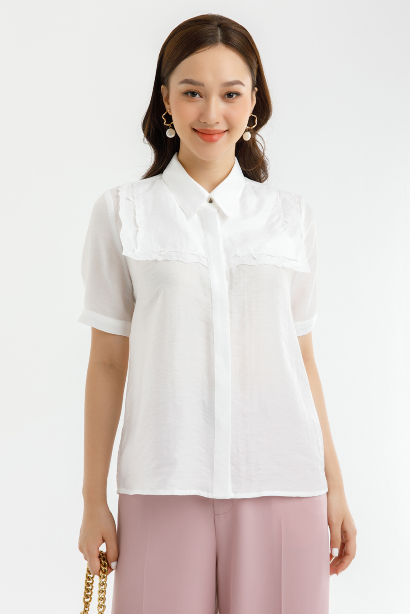 Áo sơ mi lụa thêu viền IVY moda MS 16M7643