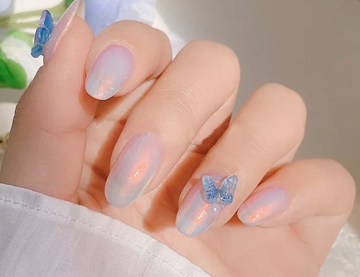Set 10 Bướm Pha Lê Đính Móng Tay